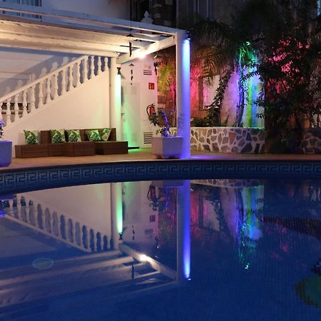 Hotel Casa Dia Y Noche 칼페 외부 사진