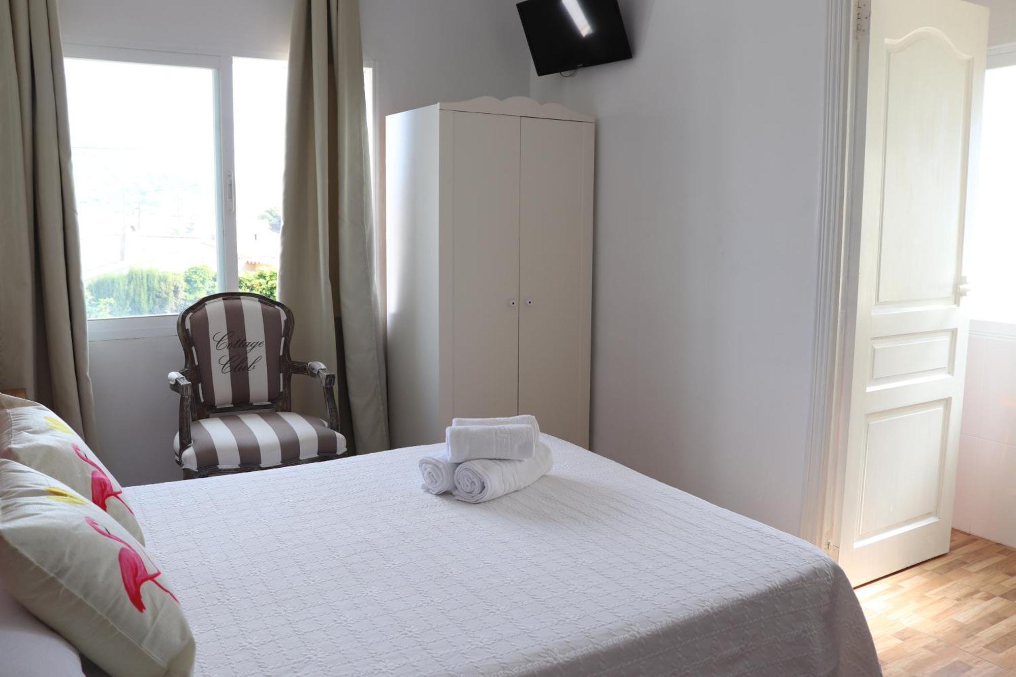 Hotel Casa Dia Y Noche 칼페 외부 사진